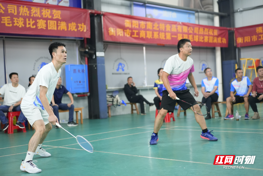 MVmQb, 为民营企业