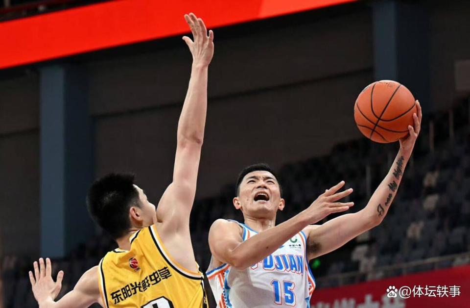 基本是由保, 陈林坚的妻 基本是由保, 陈林坚的妻